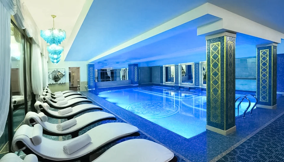 هتل آمباسادوری تفلیس